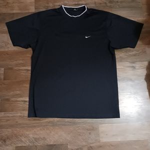 Men's Nike shirt